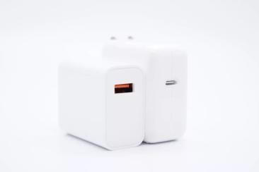 工业开关电源怎么选购？使用过程中有哪些注意事项？